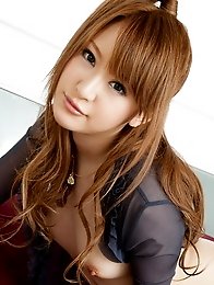 Cute redhead babe Mai Shirosakishow her nice body and get shower