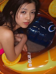 Azusa Togashi shows very appetizing curvesin pink lingerie